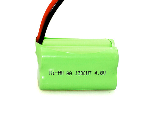 니켈수소화금속 셀 긴 서비스 라이프를 밝히는 AA 1300mAh 4.8 볼트 배터리 응급